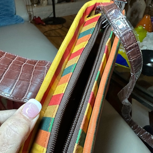 Brand New Brighton Straw w/ Faux Leather Trim and Straps - Brighton Logo Front - Picture 9 of 9